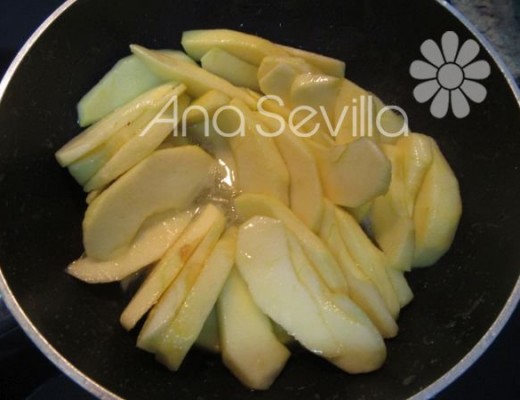 Caramelizar las manzanas