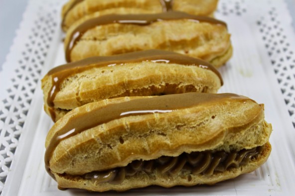 Relámpagos o éclairs de café