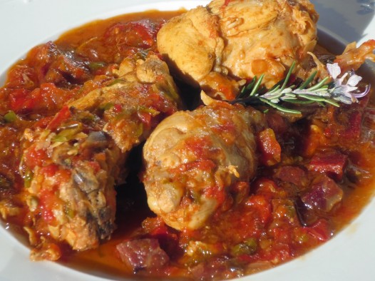 Pollo al chilindrón olla GM