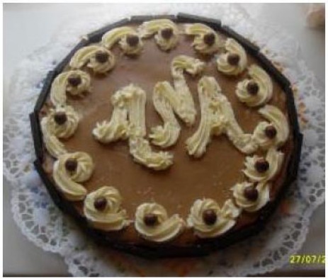 Tarta mousse de moka