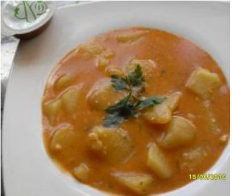 Patatas guisadas con almendras