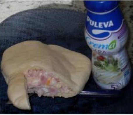 Pan de pita jamón y queso