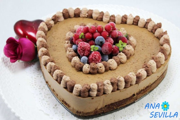 Tarta mousse de chocolate con brownie