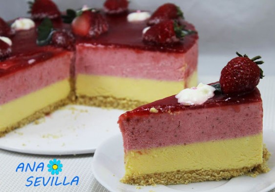 Tarta de fresa y chocolate blanco