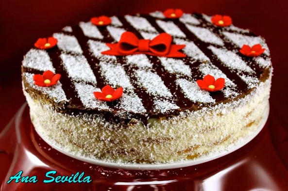 Tarta de coco y galletas