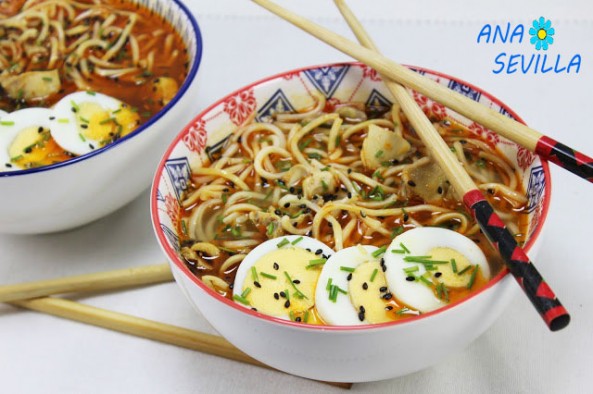 Ramen de pollo a la española