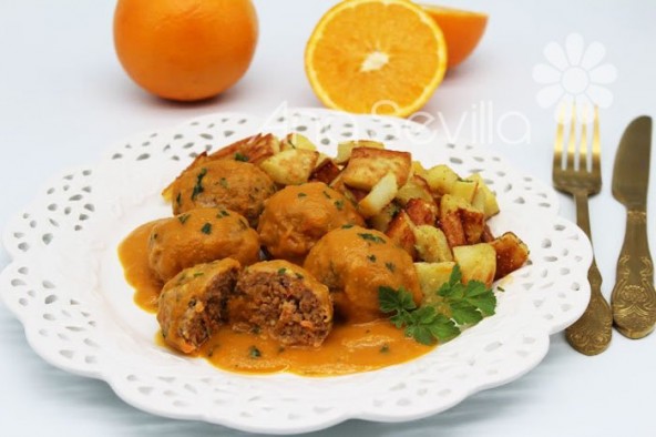 Albóndigas en salsa de naranja