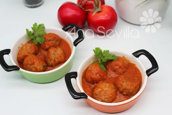 Albóndigas en salsa de verduras