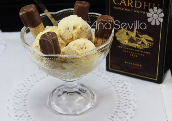 Helado de whisky y almendras