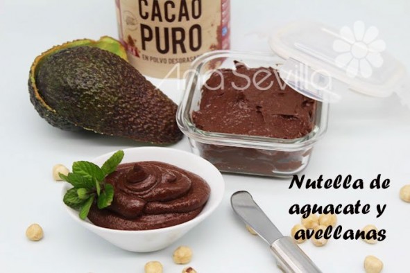Nutella de aguacate y avellanas (Sin azúcar)