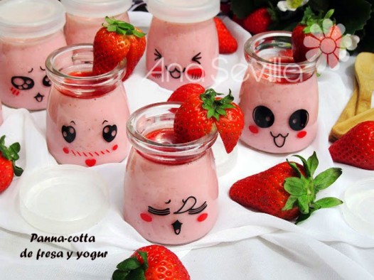 Panna-cotta de fresa y yogur