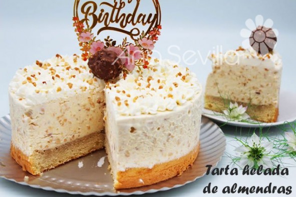 Tarta helada de almendras
