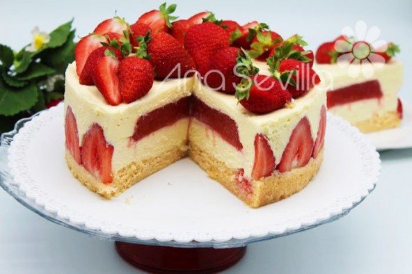 Tarta mousse de mascarpone y fresas