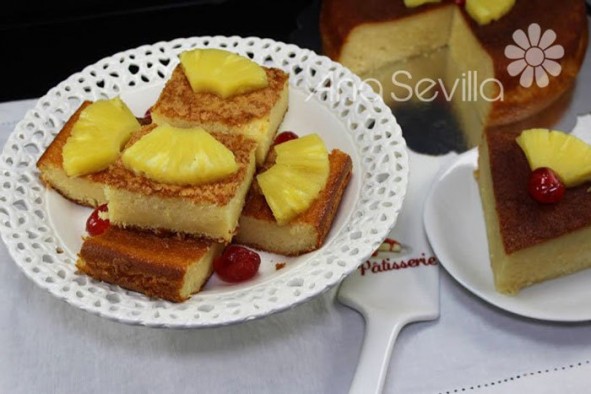 Torta húmeda de piña y almendra