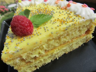 Tarta de yogurt de limón