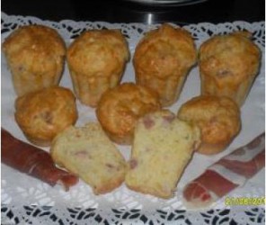 Muffins al prosciutto y queso