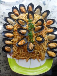 Fideuá con mejillones