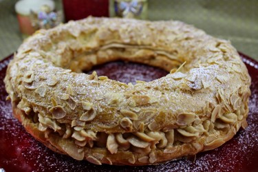 París-Brest de crema pastelera de turrón