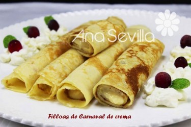 Filloas de Carnaval con crema