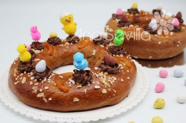 Rosca de Pascua de chocolate y naranja