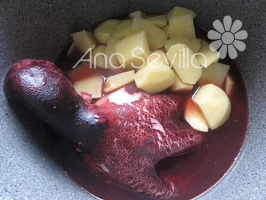 Cocer pulpo con patatas