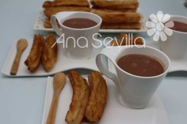 Chocolate con churros Mambo