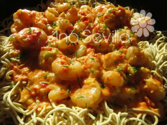 Noodles co gambas al curry en Mambo