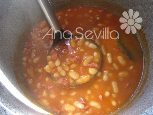 Alubias con jamón olla GM