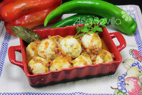 Albóndigas de pollo al chilindrón Thermomix