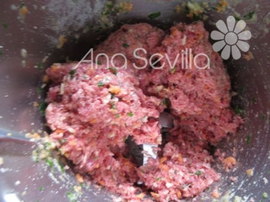 Mezcla con la carne picada
