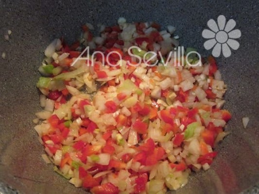 Pochar las verduras de la salsa