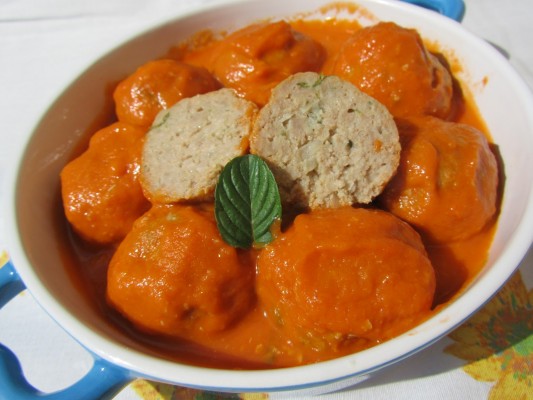 Albóndigas en salsa de verduras