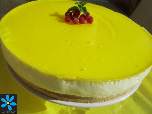 Tarta mousse de limón