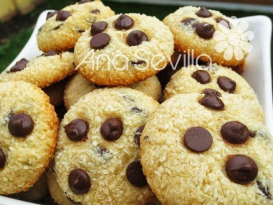 Mini-cookies de coco y chocolate