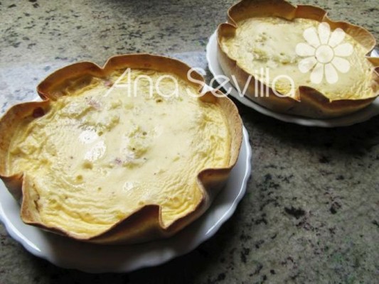 Mini quiches de puerros y jamón (Con base tortillas de trigo)