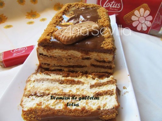 Tiramisú de galletas Lotus