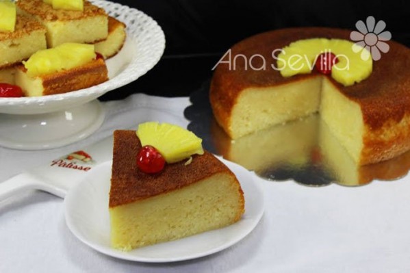 Torta húmeda de piña y almendra