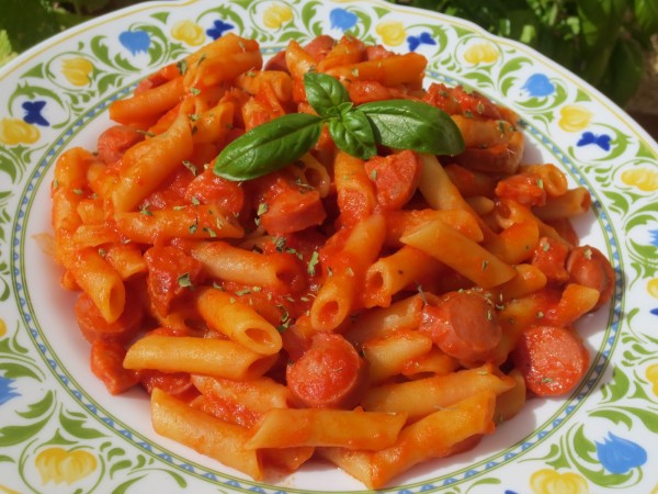 Macarrones con tomate express 