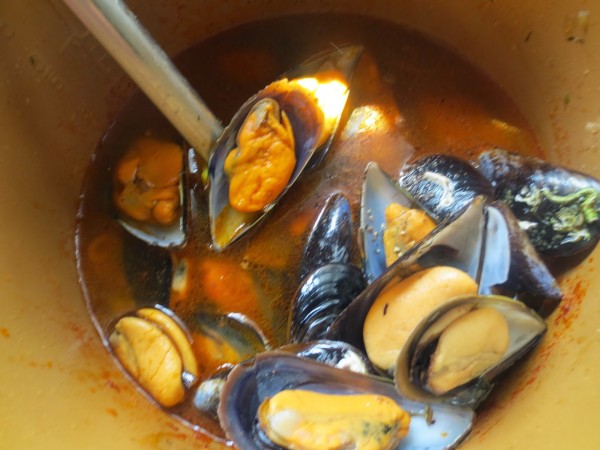 Fideuá con mejillones olla GM