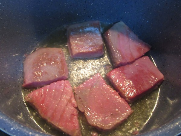  Atún con tomate olla GM.