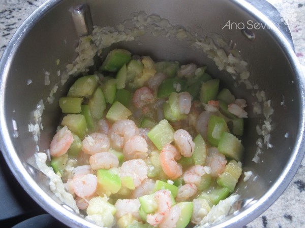 Revuelto de calabacín y gambas Thermomix