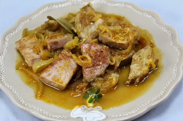 Atún encebollado olla GM