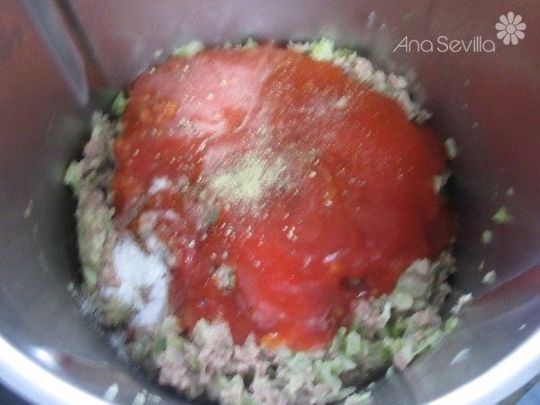 Caracolas de carne y tomate Thermomix