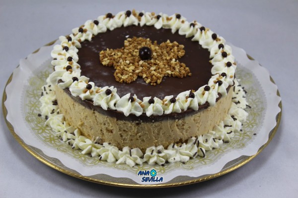 Tarta helada de turrón y chocolate Ana Sevilla cocina tradicional