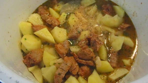 Guiso de solomillo con patatas olla GM