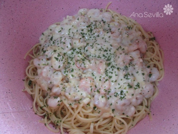 Espaguetis con puerro y gambas olla GM