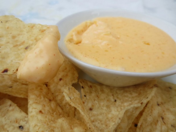 Salsa de queso para dipear Thermomix