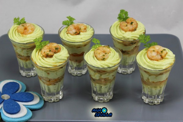 Chupitos de aguacate y gambas Thermomix