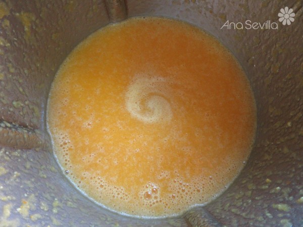 Tarta mousse de mandarina Thermomix