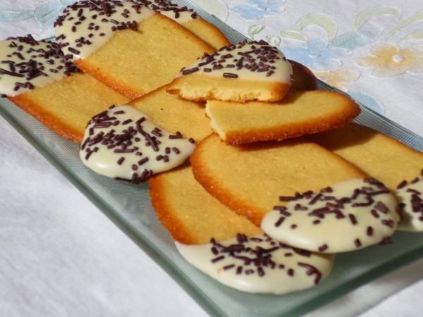 Lenguas de gato Ana Sevilla cocina tradicional
